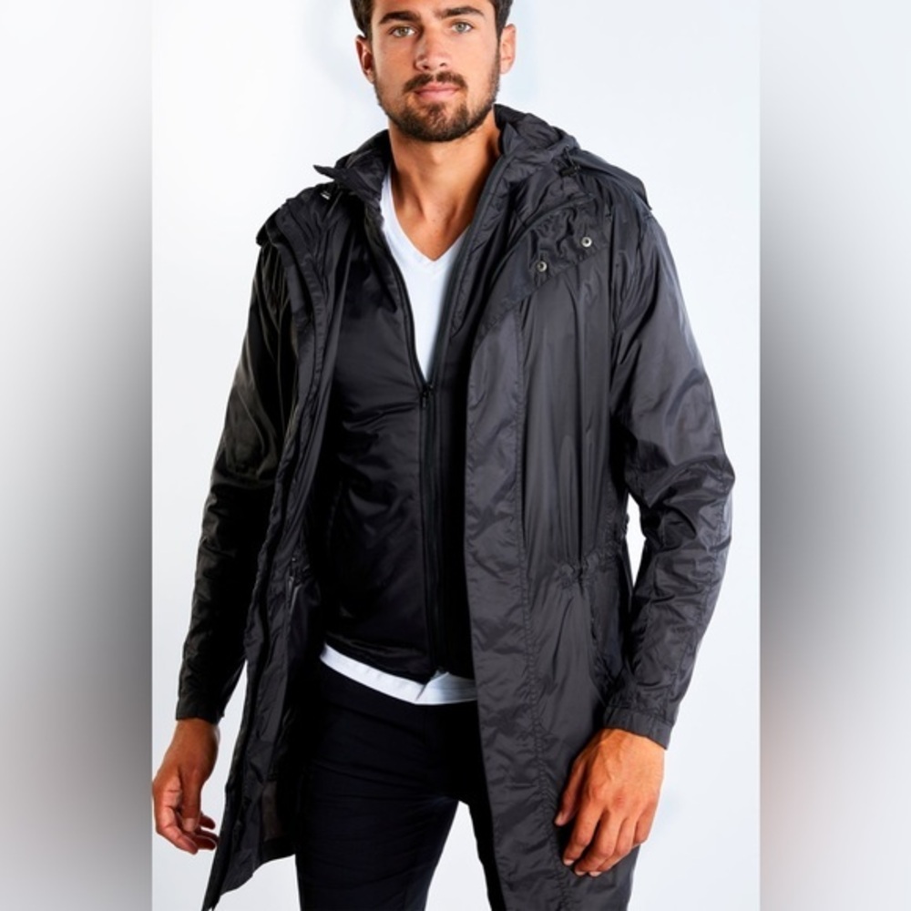 Anatomie Maverick Men's Water Resistant Windbreaker NWOT